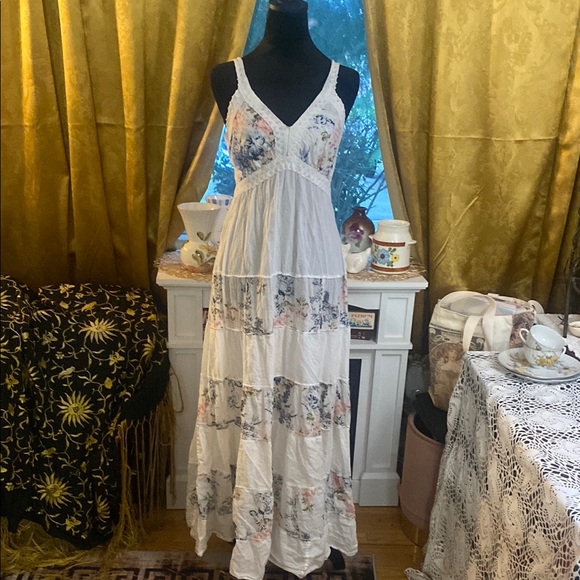 Vintage 90’s Floral White -crochet trim- cotton- Bohemian Maxi Dress - festival - Picture 2 of 15